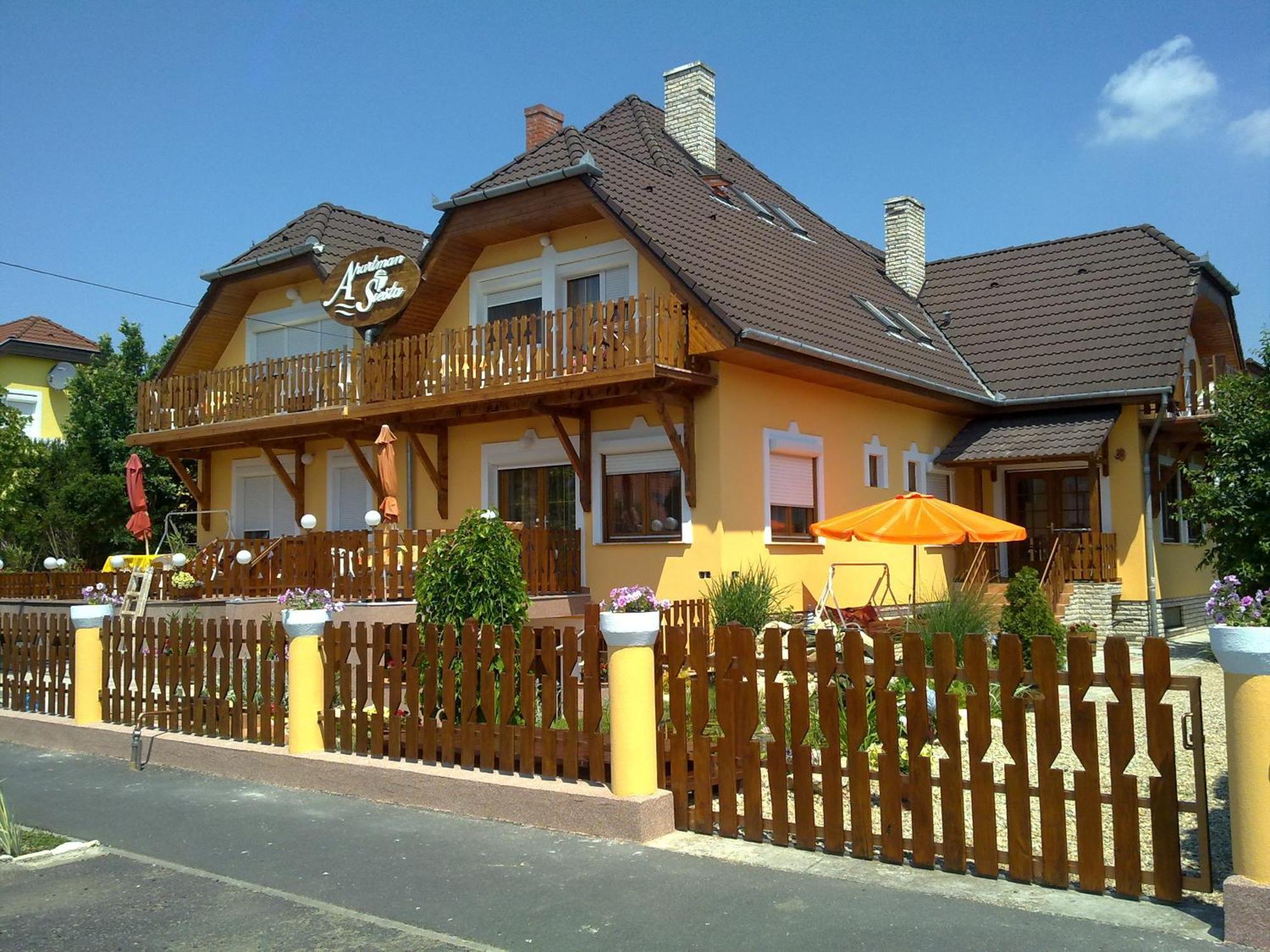 Apartman Siesta Buek - Buekfuerdo Exterior foto