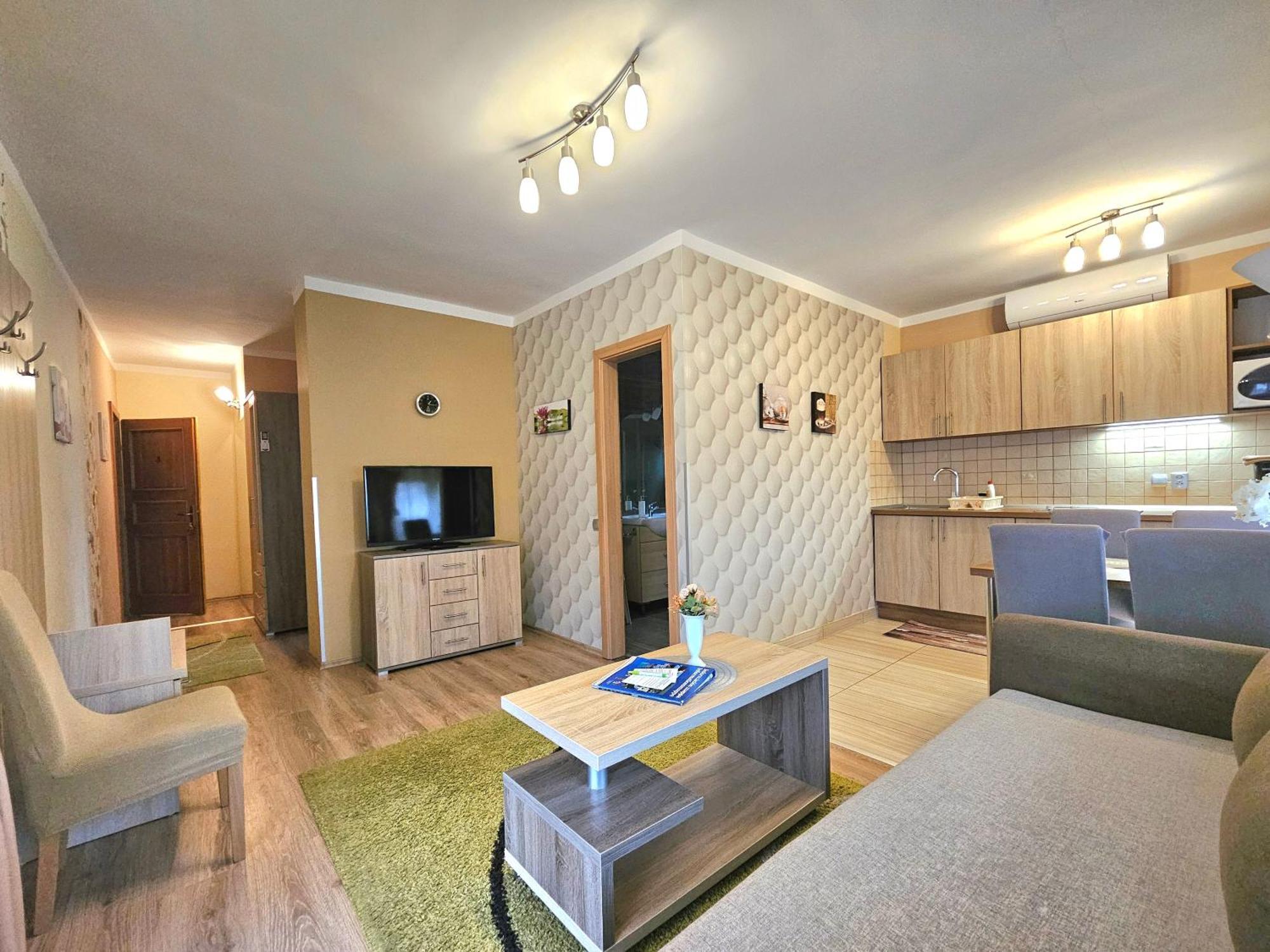Apartman Siesta Buek - Buekfuerdo Exterior foto